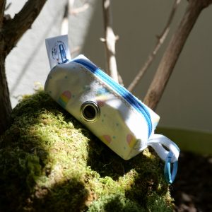etui-sac-a-crottes-glace