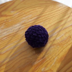 Balle chenille - Prune