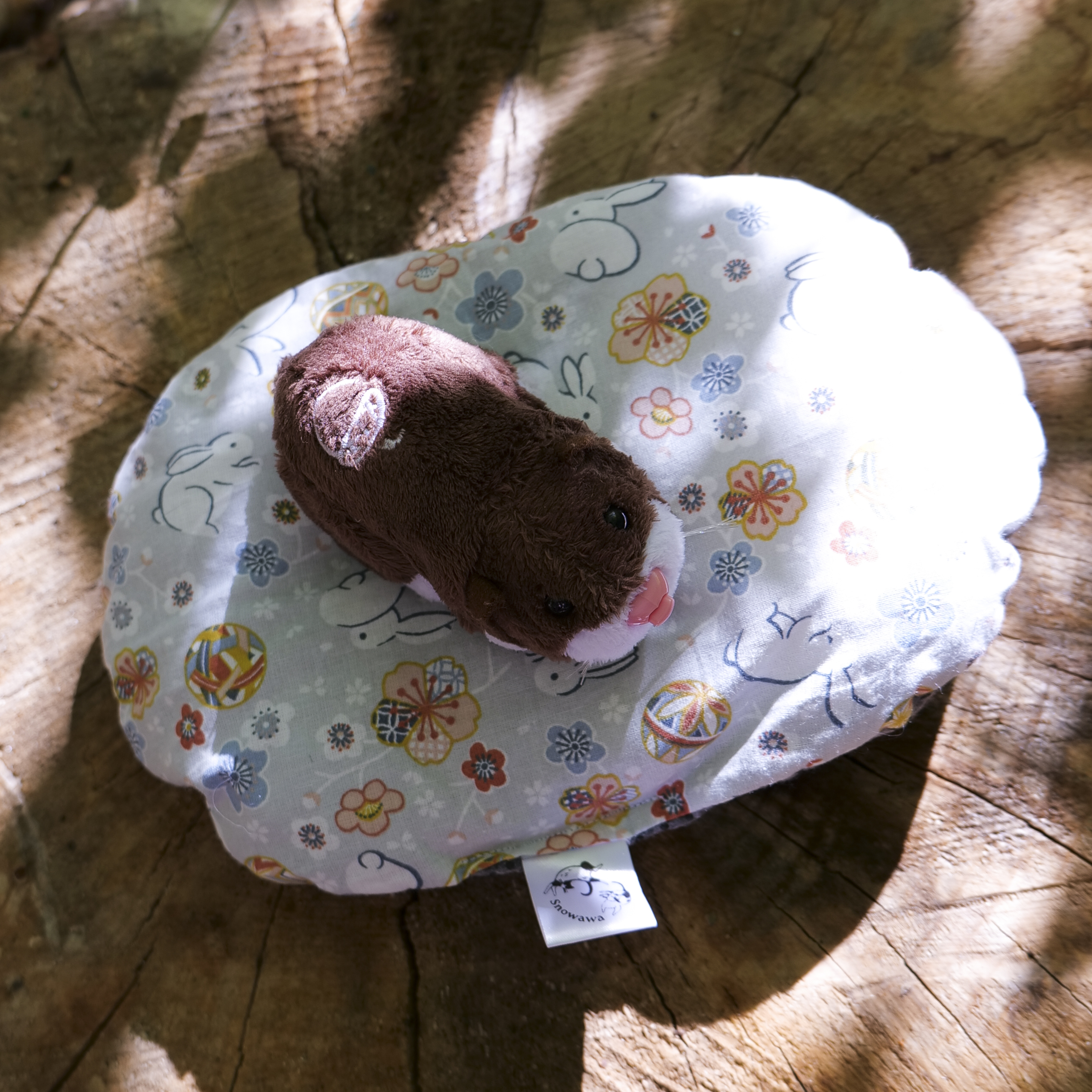 coussin-rond-antiderapant-lapin-japon